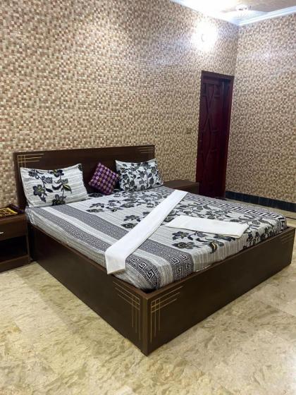 Jinnah inn Guest House - image 9