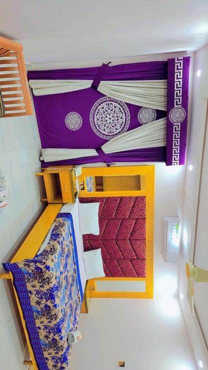 Karachi Room's - image 12