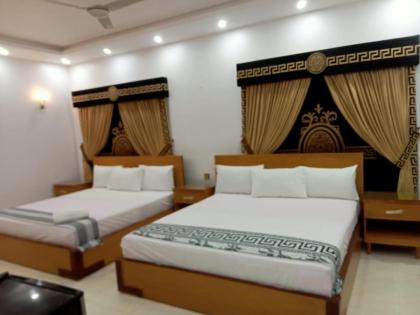 Karachi Room's - image 3