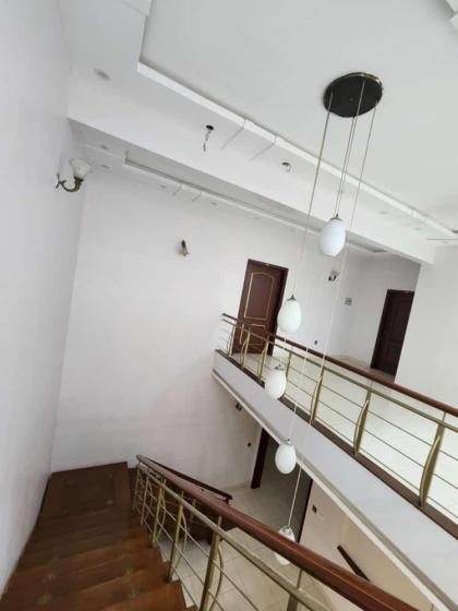 Karachi Room's - image 5