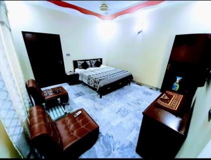 Galaxy Inn - image 12