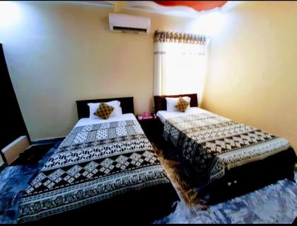 Galaxy Inn - image 9