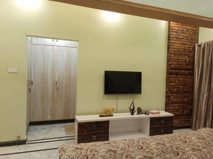 White Lotus Karachi - image 21