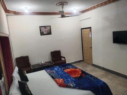Hotel Inn Gulistan-e-Jhour - image 4