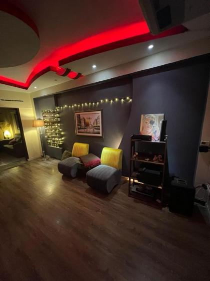 Luxury living with cenima theater 