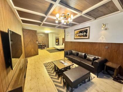Signature By Hotel Crown Inn
