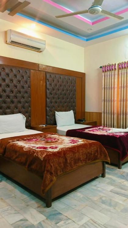 Luxury Palace Guest House - image 4