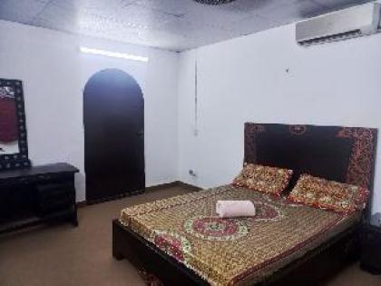 Room 1 Karachi