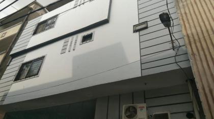 Millennium Hotel Rooms & Apartments - image 16