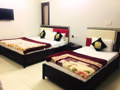 Millennium Hotel Rooms & Apartments - image 6