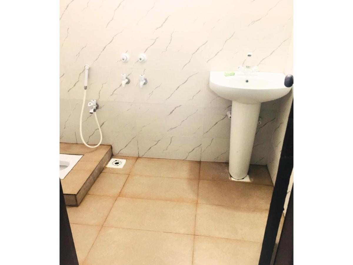 Millennium Hotel Rooms & Apartments - image 7